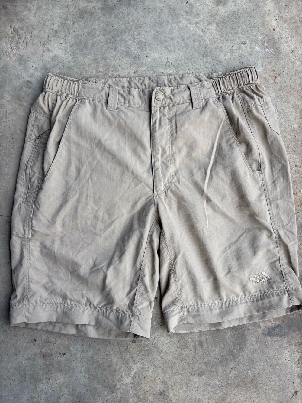 The North Face Men's Beige/Tan Hybrid Shorts